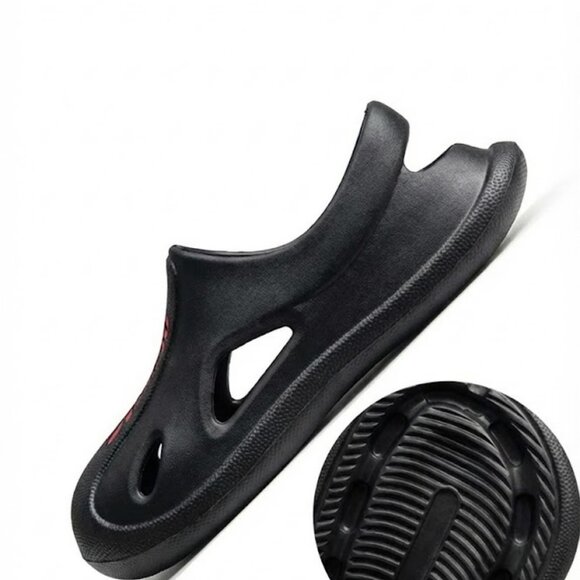 Unisex Slip On Clogs - Waterproof Beach Sandals & Garden Shoes for Daily Wear - Picture 8 of 8